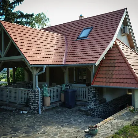 Hill & Chill Holiday home